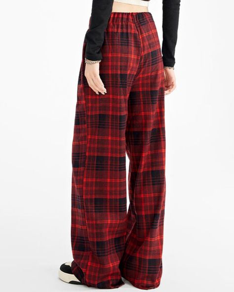 Vintage Red Plaid Pants Elevate your wardrobe with our Vintage Red Plaid Pants. Crafted with a stylish vintage design, these pants are perfect for making a statement. The festive red plaid adds a touch of elegance to your outfit, making it perfect for any occasion. Elevate your style with these red plaid pants. Size:• S: Waist: 64-76cm/ 25.2-29.9 in. Hips: 114cm/ 44.9 in. Length: 104cm/ 40.9 in• M: Waist: 68-80cm/ 26.8-31.5 in. Hips: 118cm/ 46.5 in. Length: 106cm/ 41.7 in• L: Waist: 72-84cm/ 28.3-33.1 in. Hips: 122cm/ 48.0 in. Length: 108cm/ 42.5 in• XL: Waist: 76-88cm/ 29.9-34.6 in. Hips: 126cm/ 49.6 in. Length: 110cm/ 43.3 inMaterial: Cotton. Polyester Celana Tartan, Red Plaid Pants, Flannel Pants, Platform Mary Janes, Pants Vintage, Platform Slippers, Red Pants, Plaid Pants, Kawaii Clothes