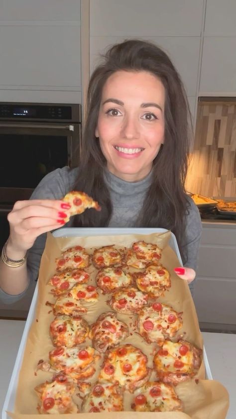 Stella Drivas 🇬🇷🇺🇸 on Reels | Smashed Potato Pizza Bites, Potato Pizza Bites, Smashed Potatoes Pizza, Pizza Smashed Potatoes, Smashed Potato Pizza, Potato Pizza Recipes, Pizza Potatoes, Potato Pizza Recipe, Stella Drivas