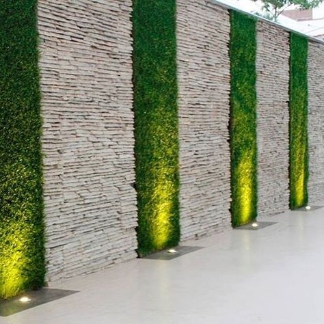 Go crazy with this Boundary wall decor !!! #naturalstone #wallcladding by #stoneideas ... #homedecor #udaipur #tiles #walltiles #decorations #nature #indianstone www.stone-ideas.in Moderne Have, Garden Lighting Design, Stone Walls Garden, Vertical Garden Design, Landscaping Flowers, Vertical Gardens, Walled Garden, Outdoor Gardens Design, Stone Walls