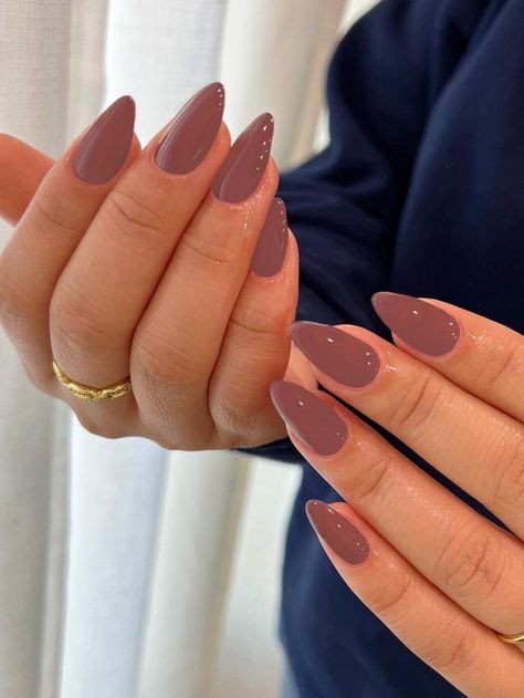 Mauve Almond Nails, Almond Nail Design Ideas, Nude Nail Design, Bare Nails, Mauve Nails, Long Almond, Rusty Rose, Nude Nail Designs, Nude Nail