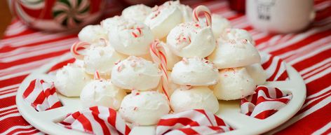 Peppermint Meringue Kisses, Meringue Kisses Recipe, Peppermint Meringue, Roast Beast, Peppermint Meringues, Xmas Baking, Bake Something, Meringue Kisses, Roasted Cherry