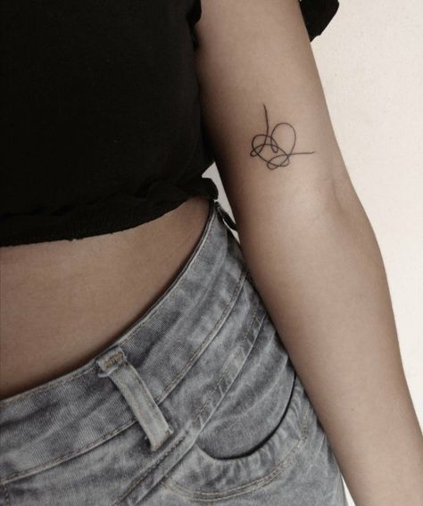 Enhypen Tattoo, Bts Tattoo, Bts Tattoos, Tattoos Inspiration, Tattoo Collection, Tattoos Ideas, Tattoo Design Drawings, Tattoo Inspo, Mini Tattoos