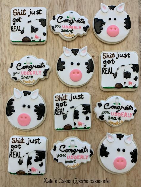 Cow Print Graduation Party, Cow Themed Graduation Party, Cow Graduation Party, Cow Cookies, Grad Party Decorations, 18th Birthday Cake, Graduation Cookies, Graduation Cakes, Graduation Party Decor