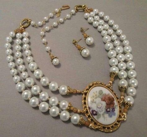 Pearl Vintage Necklace, Vintage Necklace Victorian, Cheap Accessories Jewelry, Vintage Brides, Diy Collier, Pearl Necklace Set, Cameo Jewelry, Vintage Cameo, Cheap Accessories