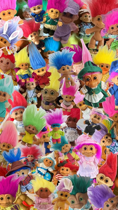 Trolls rule!!! #troll #trolls #trolldoll #vintage #toys #collectables Vintage Toys 90s, Trolls Toys 90s, Troll Aesthetic, 90s Trolls, Trolls Wallpaper, Blue Sisters, 90s Halloween Party, Quirky Wallpaper, Vintage Trolls