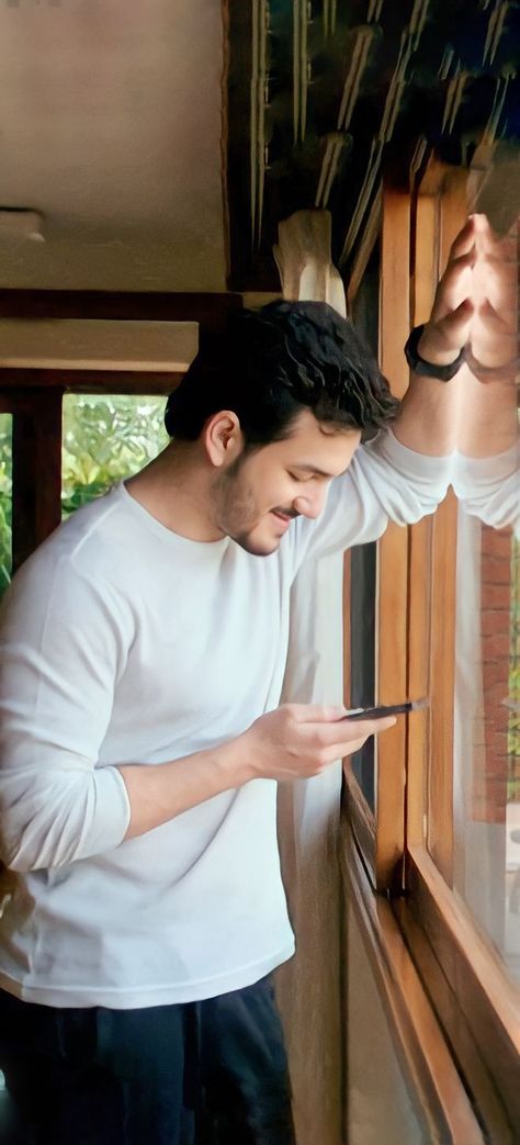 Akkineni Akhil, Akhil Akkineni, Beautiful Dp, Bal Hanuman, South Hero, Men Fashion Photoshoot, Disney Paintings, Indian Actors, Handsome Actors