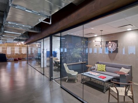 TPG Architecture has recently designed the new offices of Condé Nast Entertainment located in New York City, New York. Office Meeting Room, City Office, Glass Walls, Office Meeting, Collaboration Space, Rooms Reveal, Architecture Office, Entertainment Room, Global Brands