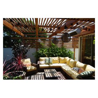 Midcentury Patio, Atelier Interior Design, Mid Century Modern Patio, Jeremy Taylor, Modern Outdoor Living Space, Patio Container Gardening, Patio Pictures, Patio Remodel, Modern Patio Design