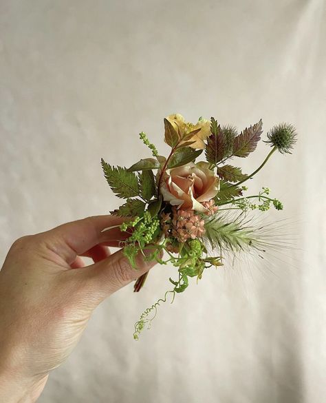 Dainty Boutonniere, Dainty Corsage, Whimsical Boutonniere, Wild Flower Boutonniere, Spring Boutonniere, Peach Boutonniere, Fall Boutonniere, Fall Boutonnieres, Elopement Bouquet