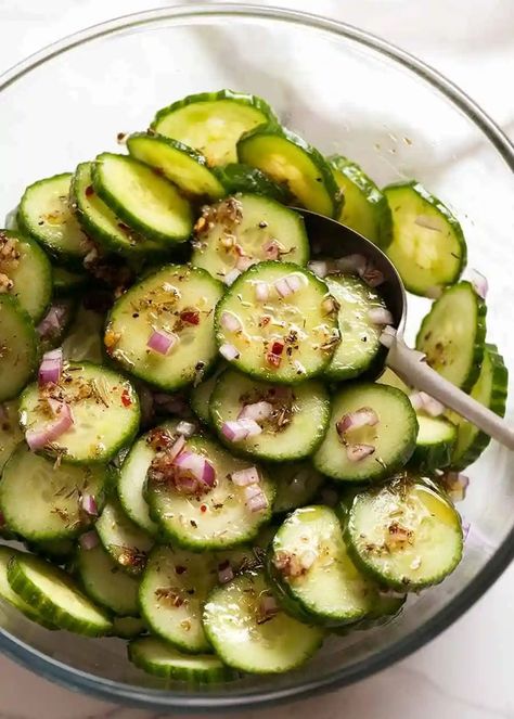 Bowl of Cucumber Salad with Herb & Garlic Dressing Garlic Vinaigrette, Thai Fried Rice, Types Of Vinegar, Thai Beef Salad, Garlic Dressing, Creamy Cucumber Salad, Creamy Cucumbers, Lemon Yogurt, Yogurt Dressing