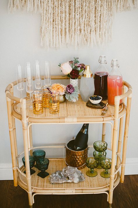 Bohemian New Year's Eve brunch inspiration | Photo by Megan Welker | Design by Beijos Events | Read more - http://www.100layercake.com/blog/?p=83739 Wicker Bar Cart, Bar Cart Inspo, Rattan Bar Cart, Diy Bar Cart, Brunch Inspiration, Gold Bar Cart, Outside Bars, Bamboo Bar, Bar Cart Styling