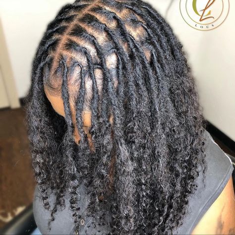 Curly End Locs, Two Strand Twist Starter Locs, Lock Hairstyles, Marley Locs, Locs Extensions, Pretty Locs, Dreadlocks Hair Care, Natural Dreads, Short Locs