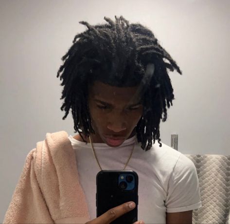 Wolfcut Dreads, Freeform Dreads, Loc Inspiration, Cute Dreads, Dreadlock Hairstyles For Men, Black Men Hairstyles, Mens Braids, Mens Braids Hairstyles