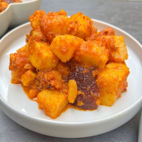 African Porridge, African Yams Recipe, Yam Pottage, How To Make Yams, Yam Porridge, Naija Food, Nigerian Dishes, Nigeria Food, Yam Or Sweet Potato