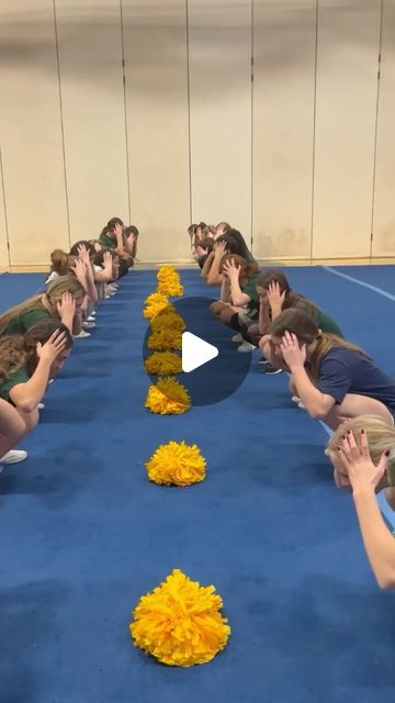 Cheerleading Coaching Center on Instagram: "Here is a fun game to play with your team from @coachclaudia.ralph   And for a TON of team building activities, join us on the Cheerleading Coaching Center - link in bio 👍📣😊  Posted @withregram • @coachclaudia.ralph are you a cheer coach looking for new ways to change up your practices? This is one of my new favs to incorporate into practices to make them more engaging and exciting. Try this one out with your team this week!   #cheer #cheercoach #cheercoachlife #cheermemes #coach #cheerleading #cheerleader #cheerteam #team #awareness" Cheerleading Team Bonding, Team Bonding Games, Cheer Games, Cheerleader Gifts, Cheerleading Coaching, Warm Up Games, Cheerleading Team, Coaching Center, Cheer Practice