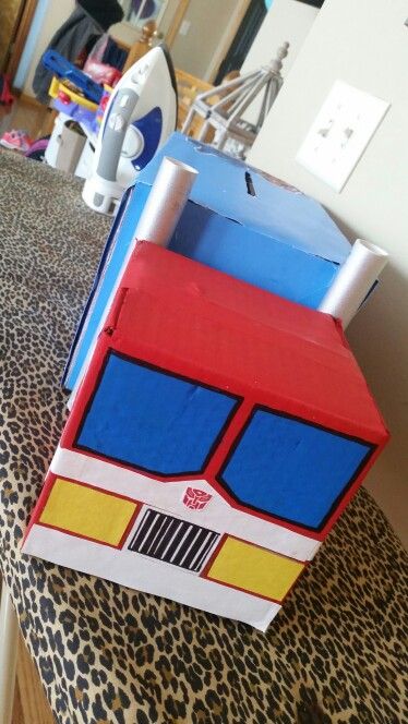 Optimus Prime Costume, Optimus Prime Truck, Box Costumes, Baby Art Projects, Cars Theme Birthday Party, Valentine Day Boxes, Car Themes, Optimus Prime, Valentine Box