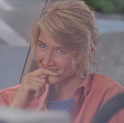 Dr Ellie Sattler, Ellie Sattler, Epic Film, Michael Crichton, Laura Dern, Jurassic Park World, Jurassic Park, South Park, Hair Styles