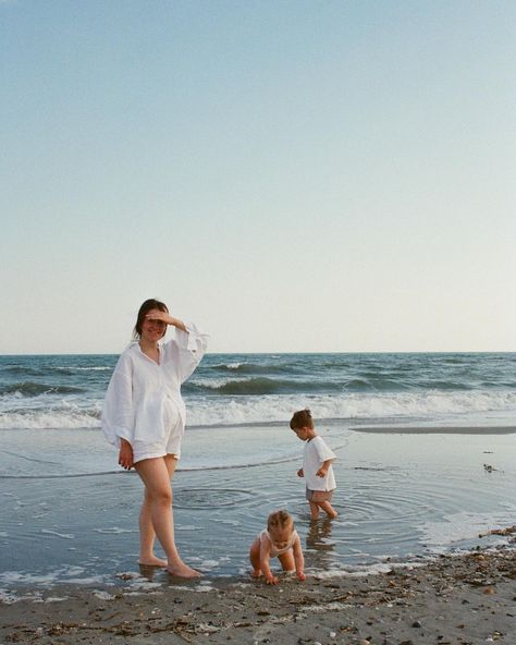 🌊🦀🐚🦪 count these all as my maternity photos because I didn’t make time for it this round Maine Maternity Photos, Motherhood Goals, Beach Mom, 5 Year Plan, Love You Very Much, Beach Family Photos, Future Mom, Family Beach, Make Time