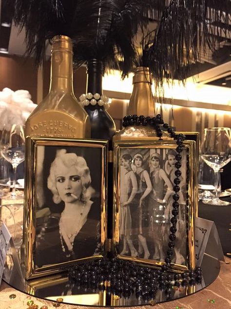 Diy Vintage Party Decor, Mask Ball Party Decor, Spooky Speakeasy, 20s Party Decorations, Roaring 20s Birthday Party, Gatsby Decorations, 1920 Party, Great Gatsby Prom, Roaring 20s Birthday