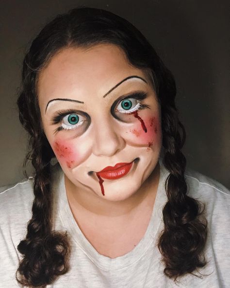 Annabelle Makeup Halloween, Annabelle Cosplay, Annabelle Makeup, Halloween Costumes Makeup, Halloween 2022, Costume Makeup, Halloween Makeup, Halloween Ideas, Halloween Face