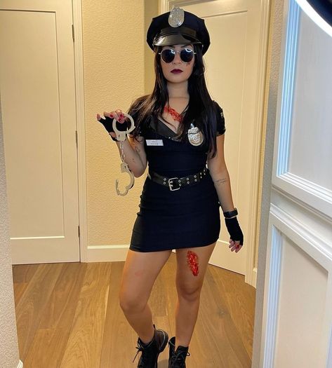 Cop Outfit Women, Police Makeup Halloween, Police Outfit Women, Halloween Police Woman, Cop Costumes For Women, Police Costume Women, Ideas Disfraz, Police Costume, Female Cop