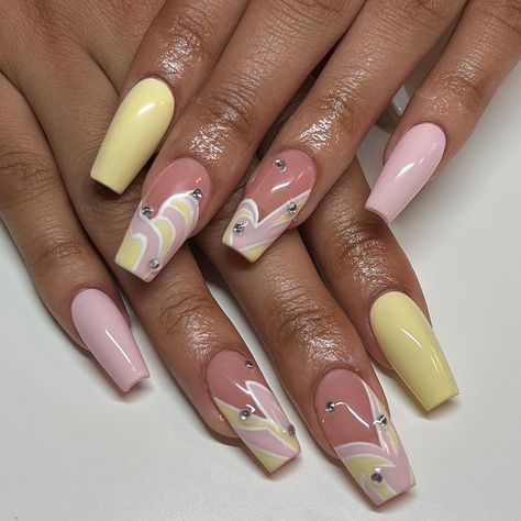 Pucci Nail Design, Emilio Pucci Nails, Medium Coffin Nails, Medium Coffin, Pretty Clothes, Emilio Pucci, Nails Nailart, Coffin Nails, Cute Nails