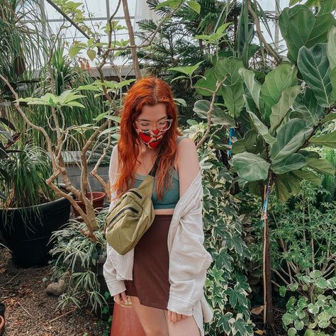 Savannah Snyder Price ☺︎ on Instagram: “🌿🍓✨” Fanny Pack Aesthetic, Girlfriend Collective Skort, Fanny Pack Outfits, Baggu Fanny Pack, Fanny Pack Outfit, Strawberry Face Mask, Plant Shopping, Skort Outfit, Girls Spring Outfits