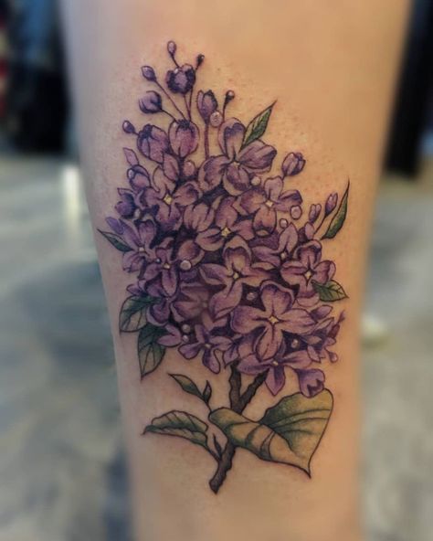 Lilac Sleeve Tattoo, Lilac Arm Tattoo, Lilac Tattoos For Women, Pretty Cover Up Tattoos For Women, Lilac Tree Tattoo, Lilac Bouquet Tattoo, Purple Lilac Tattoo, Violet Flower Tattoo Designs, Purple Flowers Tattoo