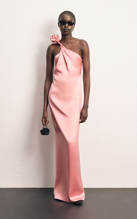 Women's Magda Butrym Resort 2024 Collection | Moda Operandi Black Tie Attire, Dress Code Wedding, Guest Attire, Magda Butrym, Silk Midi Dress, Glam Dresses, Guest Outfit, Online Fashion Stores, Luxury Outfits