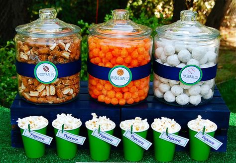 “Let’s Play Ball” Sports Party {Boys Birthday} Planning Sport, Sports Party Food, Ball Birthday Party, Sports Baby Shower, Sports Theme Birthday, Ball Birthday Parties, Sports Birthday Party, Ball Birthday, Sports Birthday