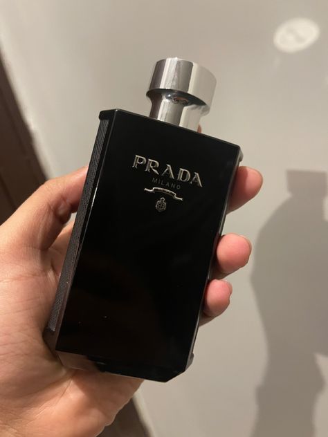 Prada Perfume For Men, Mens Cologne Aesthetic, Masculine Perfume, Male Perfume, Man Perfume, Perfume Men, Best Perfume For Men, Black Perfume, Fresh Perfume