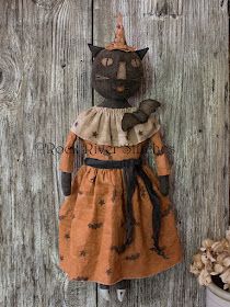 Primitive Fall Crafts, Primitive Halloween Decor, Scary Halloween Decorations Diy, Halloween Folk Art, Rock River, Primitive Halloween, Halloween Goodies, Scary Halloween Decorations, Halloween Doll