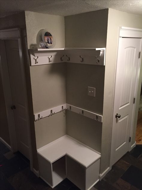 Corner Nook Entryway, Corner Shelf Entryway, Corner Bench Entryway, Corner Mudroom Shelves, Corner Coat Storage, Small Corner Entry Way Ideas, Corner Backpack Station, Backpack Corner At Home, Corner Entry Way Storage Ideas