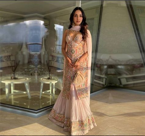 Latest Roka Ceremony Looks To Bookmark For 2020 - Witty Vows Arpita Mehta, Sharara Designs, Diwali Outfits, Indian Outfits Lehenga, Nikkah Dress, Karisma Kapoor, Traditional Indian Dress, Salwar Kamiz, Chique Outfits