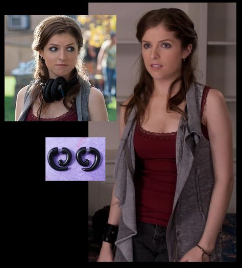 Pitch Perfect - Becca's earrings Beca Pitch Perfect Aesthetic, Beca Pitch Perfect Outfits, Beca Mitchell Outfit, Pitch Perfect Costume, Becca Pitch Perfect Outfits, Pitch Perfect Beca, Pitch Perfect Outfits, Pitch Perfect Movie, Chloe Outfit