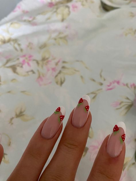 ｡･:*:･ﾟ★,｡･:*:･ﾟ☆ white french and strawberries nails ispo Strawberries Nails, Strawberry Nails, White French Tip, White French, French Tip Nails, Almond Nails, French Nails, White Nails, Nail Ideas