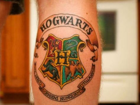 Represent those houses! Harry Potter Tattoo Sleeve, Harry Potter Witch, Hogwarts Tattoo, Crest Tattoo, Hp Tattoo, Potter Tattoo, Harry Potter Tattoos, Harry Potter Tattoo, Hogwarts Crest