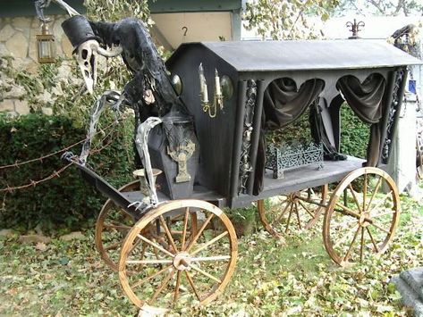 Halloween Hearse Carriage, Hearse Carriage, Grim Hollow, Haunted Circus, Haunted Carnival, Grave Yard, Creepy Carnival, Halloween Circus, Stage Coach