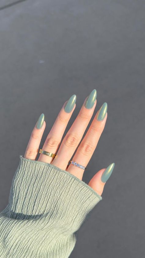 Ombre Chrome Nails, Subtle Nail Art, Pretty Nail Colors, Gelish Nails, Shiny Nails, Shine Bright Like A Diamond, Minimalist Nails, Classy Nails, Fashion Mistakes