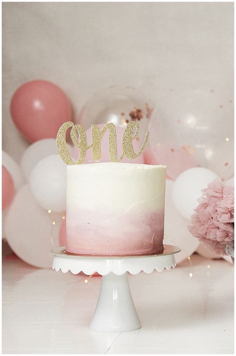 Ideas For Youtube Channel, Pink Smash Cakes, One Year Birthday Cake, Simple First Birthday, Girls First Birthday Cake, 1st Bday Cake, Cake Smash Theme, 1st Birthday Girl Decorations