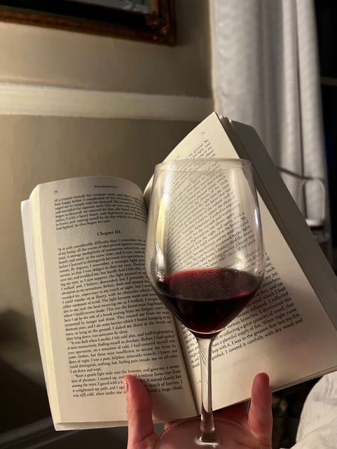 Dark Feminine Aesthetic, Wine Time, Dark Feminine, Feminine Aesthetic, Glass Of Wine, Instagrammer, Red Aesthetic, Story Instagram, Feminine Energy