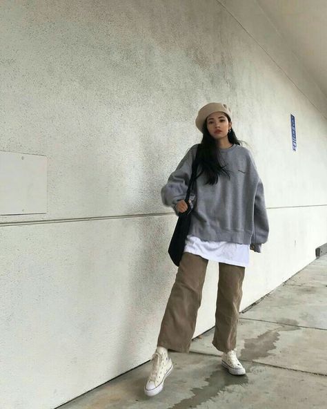 Stile Ragazza Skater, Looks Hip Hop, Streetwear Mode, Winter Mode, Mode Inspo, Fashion Streetwear, 가을 �패션, Korean Street Fashion, Mode Vintage