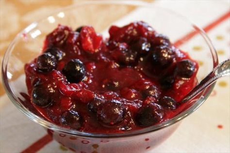 Blue Cranberry Sauce from Food.com: A Cranberry Sauce With A Mixture Of Fresh Berries Found In South America ! #ultimatethanksgiving America Recipes, Blueberry Sauce Recipe, Thanksgiving Tradition, Pesto Dip, Orange Syrup, Cranberry Sauce Recipe, Blueberry Sauce, Anti Oxidants, Cranberry Recipes