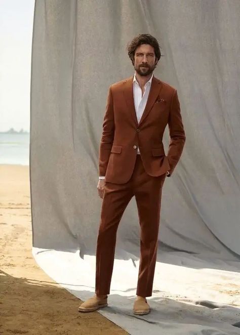 Discover the best men's fall wedding attire with 22 stylish ideas for every occasion, from casual to formal. Whether you're a guest, groom, or looking for semi formal options, find inspiration in maroon, black, green, and sage green. Explore groom style, country themes, boho looks, and western attire. Learn what to wear for cocktail, semi formal casual, and casual fall weddings. Includes tips for plus size, black pants, sweaters, jeans, and more for the autumn season. Semi Formal Wedding Attire, Casual Fall Wedding, Fall Wedding Attire, Prom Jacket, Cocktail Wedding Attire, Brown Tweed Suit, Boho Looks, Mens Wedding Attire, Semi Formal Wedding