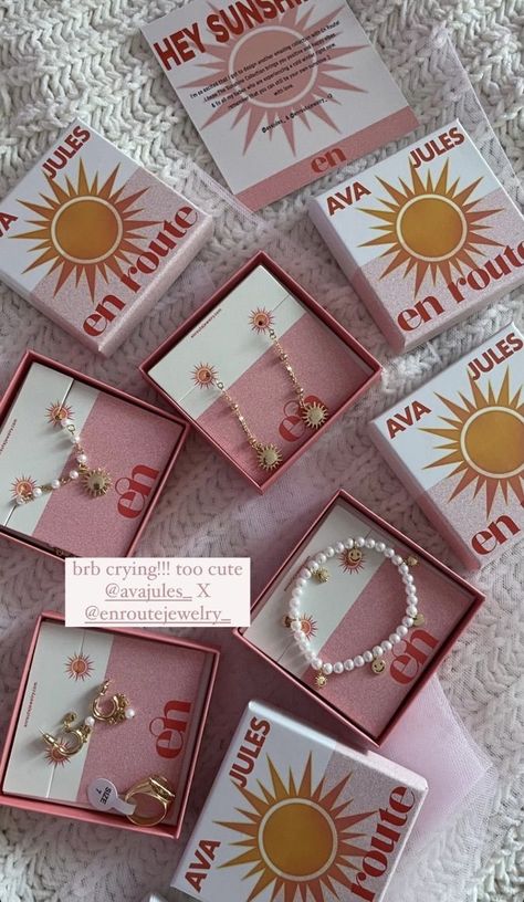 Jewelry Packaging Design, Packaging Ideas Business, Small Business Packaging Ideas, Cotton Saree Designs, Handmade Packaging, Best Small Business Ideas, Packing Jewelry, Packaging Ideas, Small Business Ideas