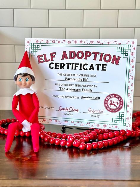 Looking for Elf on the Shelf ideas and printable templates?  Use this free printable elf adoption certificate to officially welcome your new elf to the family!  Includes a free printable version and one that you can type in to personalize the template! Elf Adoption Certificate Free, Elf Template, Pet Adoption Certificate, Elf Printables, Easy Teacher Gifts, Elf Antics, Adoption Certificate, Holiday Bows, Binder Organization