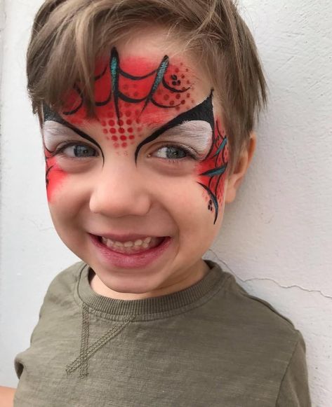 Easy Spiderman Face Paint, Spider Man Face Paint, Spiderman Makeup, Spider Face Painting, Face Painting Halloween Kids, Superhero Face Painting, Face Painting Unicorn, Animal Face Paintings, Festival Face Paint