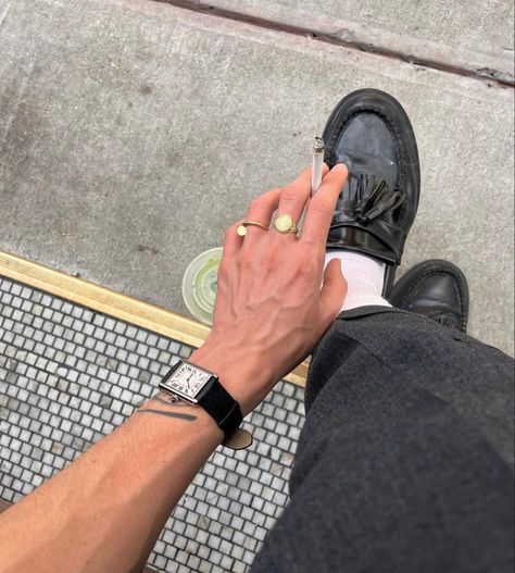 Doc Martens Loafers, Business Formal Shoes, Loafers Men Outfit, F Men, Loafers Outfit, Shoes 2023, Street Style Outfits Men, Mens Outfit Inspiration, Cartier Watch