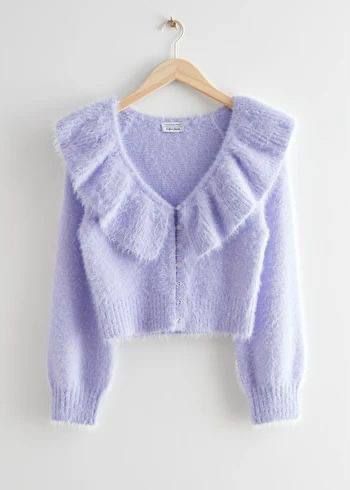 Lilac Cardigan, Knitwear Inspiration, Crochet Clothes For Women, Collar Cardigan, Cardigan Sweaters For Women, Ruffle Collar, Knit Outfit, Fashion Story, Knit Fashion