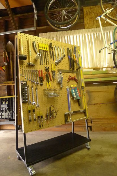 I may have to try this in my garage. Maybe some bigger wheels so i can roll it into the driveway when working on the cars. Workbench On Wheels, Peg Boards, Tool Board, Shed Organization, Garage Organize, Tool Cart, Workshop Organization, Ikea Storage, Rolling Cart